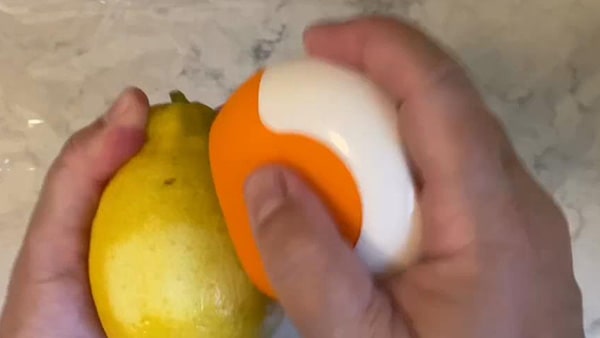 How to Zest Lemon
