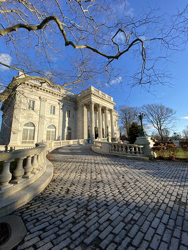 newport-mansions-at-christmas-marble-house